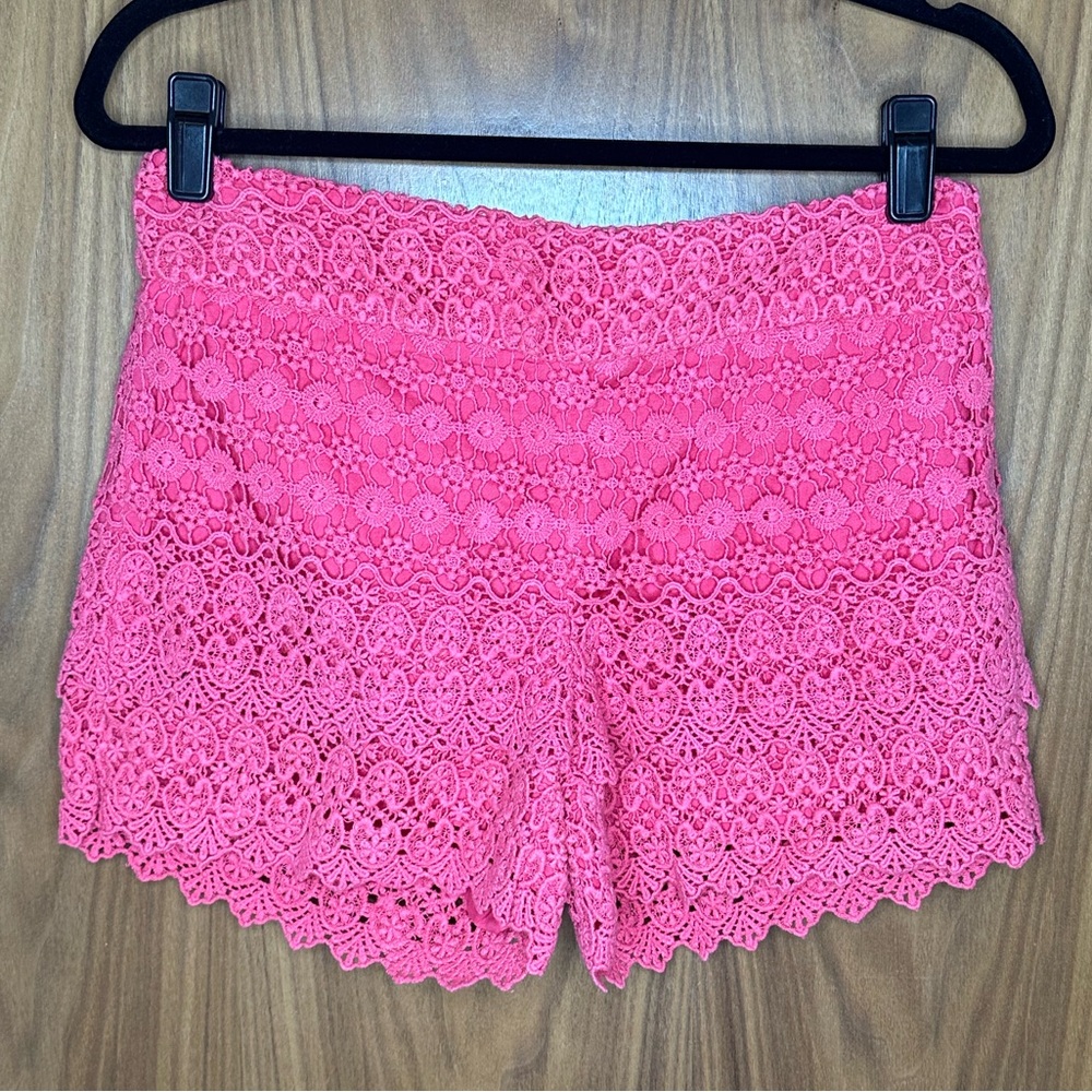 Ann Taylor Loft The Riviera Short in Coral Lace Crochet